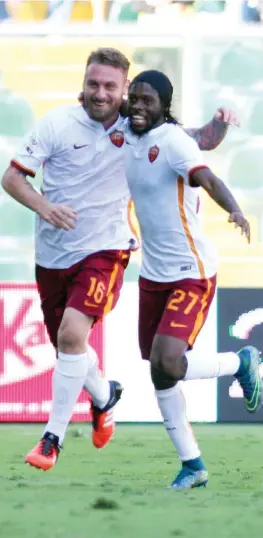  ?? ANSA ?? L’esultanza di Daniele De Rossi (a sinistra), 32 anni, e Gervinho, 28