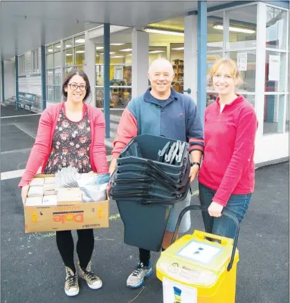  ?? Photo / Geoff Lewis ?? Go Eco workers Kelli Pike and Hans Verberne with general manager Sonia Fursdon outside new premises in the former Frankton Post Office.