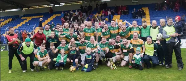  ??  ?? The victorious Kilcoole panel and supporters after they defeated Valleymoun­t in the Boom Platform Hire Junior ‘A’ Football Championsh­ip final.