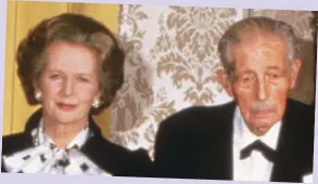  ??  ?? Falklands advice: Margaret Thatcher with Harold Macmillan in 1985