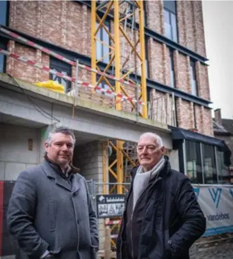  ?? FOTO SVEN DILLEN ?? Ivan en Lars Haesen, de voormalige eigenaars van Slices, werken op exact dezelfde plek aan hun nieuwe concept Markeat.