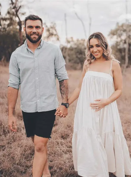  ??  ?? Kyle Feldt with his partner Deanna announced that a new baby was on the way.