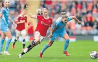  ?? ?? Man Utd’s Jackie Groenen (left) and City’s Filippa Angeldal ina tussle for the ball