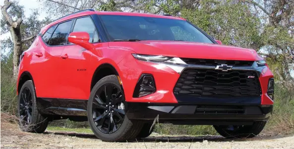  ?? PHOTOS: COSTA MOUZOURIS/DRIVING ?? When equipped with the towing package (standard on all AWD models), the reborn 2019 Chevrolet Blazer can haul up to 4,500 pounds.