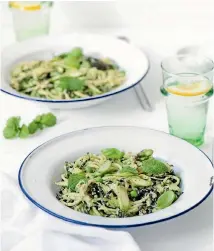  ??  ?? Spring green pasta with creamy cashew basil dressing.
