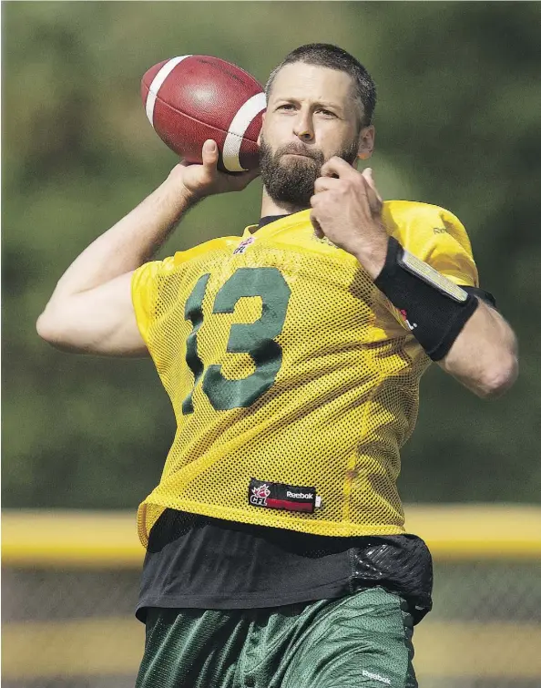  ?? HOBIE HILER/FILES ?? Quarterbac­k Mike Reilly and the defending Grey Cup champion Eskimos will be everyone’s target during the 2016 CFL season.