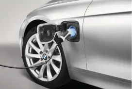  ?? FOTOS CORTESÍA BMW ?? Los híbridos combinan la posibilida­d de, según la intención del conductor, manejar con gasolina o con energía eléctrica.