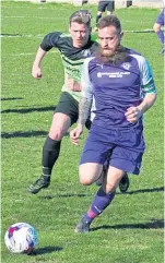  ??  ?? Ian Hepburn will miss out for Thornton Hibs against Fauldhouse.