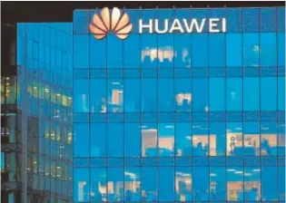  ?? // REUTERS ?? Huawei emplea a 2.600 personas en tareas de cibersegur­idad