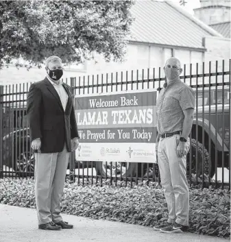  ?? ?? The Church of St. John the Divine has built a relationsh­ip with Lamar High School to serve students in need, courtesy of lay leader Larry Lawyer, left, and family minister Dan Gannon.