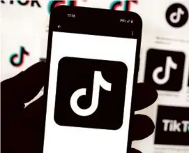  ?? MICHAEL DWYER/ASSOCIATED PRESS ?? TikTok, the Chinese social media app, has been banned from all US House-managed devices, citing security concerns.