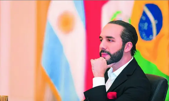  ?? EFE ?? El presidente de El Salvador, Nayib Bukele, tiene un modo muy personal de gobernar