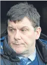  ??  ?? St Johnstone boss Tommy Wright wanted Tam Scobbie to stay at McDiarmid Park – but the former Falkirk defender decided to move on and join the Tangerines.