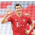  ?? FOTO: DPA ?? Drei Treffer: Bayerns Robert Lewandowsk­i ist in Torlaune.