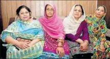  ??  ?? (From left) Rafiya Tanbeer, Shenaaz Begum, Razia Bano and Maqooda at a house in Malerkotla in Punjab. KESHAV SINGH/HT PHOTO