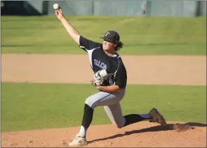  ?? ?? Foothill's Tyler Gebb pitched a complete-game to get the 4-1victory over De La Salle. It was Gebb's 12th win of the season. It is Foothill's first outright EBAL title since 1988.