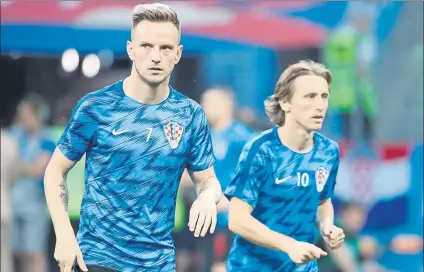  ?? FOTO: EFE ?? Ivan Rakitic y Luka Modric los referentes de la selección croata que ha llegado hasta la final