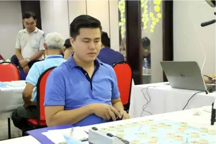  ?? Photo nld.com.vn ?? CHECK THIS OUT: Chinese chess master Lại Lý Huynh is the leading gold medal hope for Việt Nam at the Games.