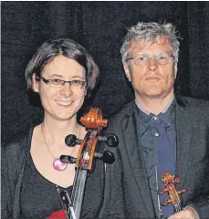  ?? FOTO: VERANSTALT­ER ?? Mechthild Placke und Johannes Grütter geben morgen ein Konzert im Haus der Musik um 19.30 Uhr.