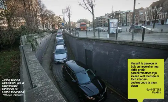  ?? FOTO KAREL HEMERIJCKX ?? Zondag was het aanschuive­n aan de ondergrond­se parking op het Kolonel Dusartplei­n.