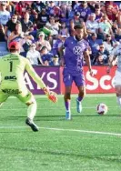  ?? PACIFIC FC ?? Djenairo Daniels fue de los más peligrosos del Pacific.