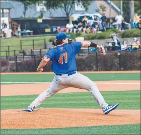  ?? Kyle Keyes/Louisiana Tech Sports Informatio­n ?? To the plate: Louisiana Tech’s Jonathan Fincher throws a pitch during the Bulldogs’ contest at Southern Miss last week. The Bulldogs open a four-game series against UAB tonight in Ruston, La.