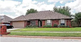  ?? [PHOTO BY STEVE SISNEY, THE OKLAHOMAN] ?? Sandra Stevens died on Dec. 6, 2014, at this northwest Oklahoma City home.