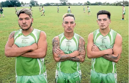  ?? PHOTO: WARWICK SMITH/STUFF ?? Player-coach Corey Governor, centre, will play alongside sons Kalos, left, and Jahlon.