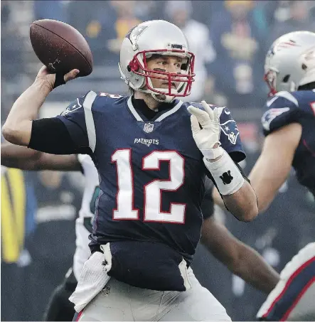  ?? DAVID J. PHILLIP/THE ASSOCIATED PRESS ?? Tom Brady and the Patriots are projected to have the best schedule.