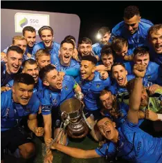  ?? HARRY MURPHY/SPORTSFILE ?? UCD players celebrate with after last night’s 1-1 draw with Finn Harps secured promotion and the First Division title