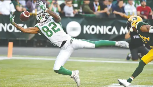  ?? ED KAISER FILES ?? The Saskatchew­an Roughrider­s are left with the task of having to replace veteran receiver Naaman Roosevelt, who is signing with the Montreal Alouettes.