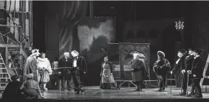  ??  ?? «Cyrano de Bergerac» mise en scène par Denis Podalydès