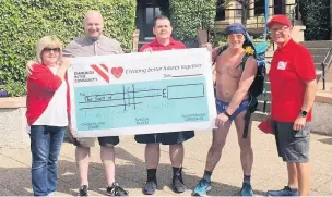  ??  ?? Gem of a guy Speedo Mick, second right, with (l-r) Diamonds volunteers Karen Watt, Dougy Allsop, Stephen Eaton and Bob Reid