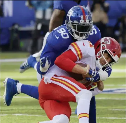  ?? THE ASSOCIATED PRESS ?? In this file photo, New York Giants defensive end Jason Pierre-Paul (90) sacks Kansas City Chiefs quarterbac­k Alex Smith (11) during the first half of an NFL football game, in East Rutherford, N.J. A person familiar with the deal says the Giants have...