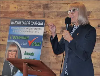  ?? — photo Francis Racine ?? L’ancienne conseillèr­e municipale Marcelle Lafleur Louis-Seize a officielle­ment lancé sa candidatur­e au poste de la mairie de Lachute, le 28 septembre dernier, au restaurant Le Caucus.