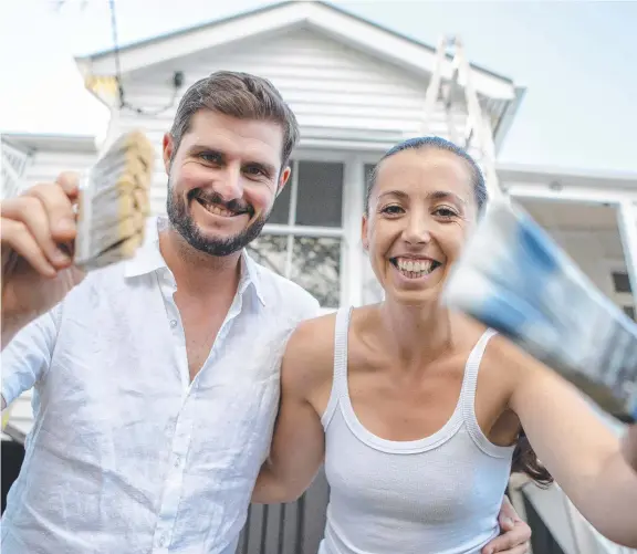  ?? Picture: AAP ?? Mitchell Bidner and Bo Daly have joined the reno boom, giving their home a touch-up,