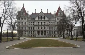  ?? HANS PENNINK — THE ASSOCIATED PRESS ?? This Jan. 15, 2019 file photo shows the New York state Capitol in Albany, N.Y.