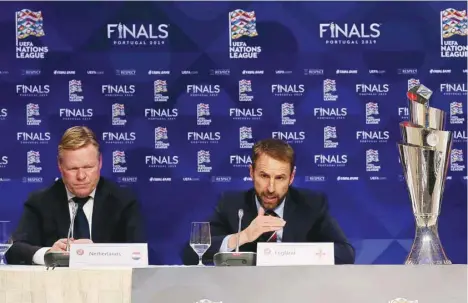  ?? (AFP) ?? England manager Gareth Southgate (right) and his Netherland­s counterpar­t Ronald Koeman address a press conference in Dublin yesterday.