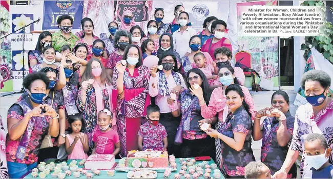  ?? Picture: BALJEET SINGH ?? Minister for Women, Children and Poverty Alleviatio­n, Rosy Akbar (centre) with other women representa­tives from various organisati­ons during the Pinktober and Internatio­nal Rural Women’s Day celebratio­n in Ba.