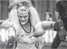  ?? PAT SHANNAHAN/AZCENTRAL SPORTS ?? Blake Stauffer wrestles CS-Bakersfiel­d's Bryce Hammond at 174 pounds at the Pac-12 Wrestling Championsh­ips on Saturday.