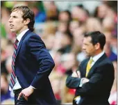  ??  ?? OLD DAYS: Boro boss Gareth Southgate and Hull manager Phil Brown