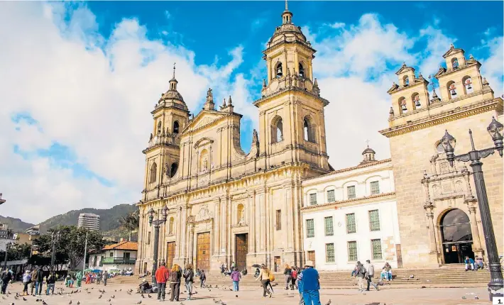  ?? ?? 1. Catedral y Capilla del Sagrario.
En la Plaza de Bolívar, dos imperdible­s que son parte de la historia de Bogotá.