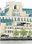  ??  ?? MI6 agents drink at an exclusive bar at the secret service headquarte­rs in Vauxhall