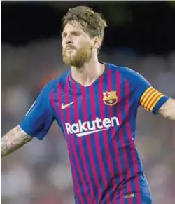  ?? Foto Cortesía ?? Lionel Messi consigue su gol 400 en la Liga española en el triunfo del Barcelona sobre el Eibar.