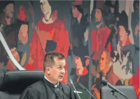  ?? ?? Judge Ivo Rosa during the pre-trial hearing of Operation Marquês in April last year