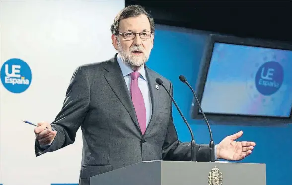  ?? HORST WAGNER / EFE ?? El presidente del Gobierno, Mariano Rajoy, en la rueda de prensa del pasado sábado en Bruselas