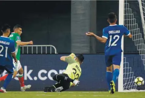  ?? | AP ?? Orbelín Pineda entró de cambio en el segundo tiempo y marcó el tercer tanto del Tricolor.