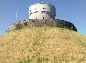  ??  ?? Below: The classic site overlookin­g the town of Drogheda, Millmount