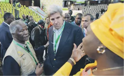  ?? Picture: AFP ?? ELECTION MONITORS. Former US secretary of state John Kerry, centre, and African Union observer Thabo Mbeki in Nairobi yesterday wait for results of Kenya’s presidenti­al election.