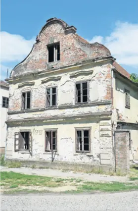  ??  ?? Oronula kuća na adresi Esterova 19 uskoro će dobiti novo ruho